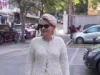 VIDEO/Monika Kryemadhi paraqitet në SPAK, batuta me kameramanët: S’qenkeni në protestë sot, paskeni shpëtuar?
